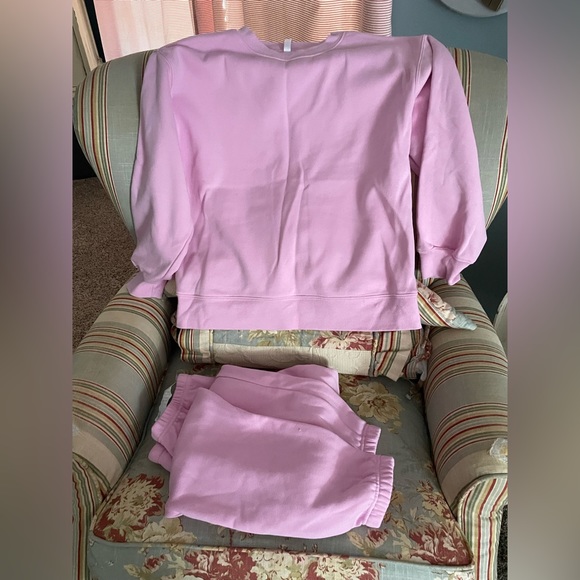 Fabletics sweats - Picture 2 of 3